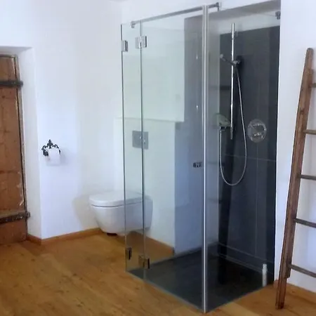 Kollreider Hof Farm stay *